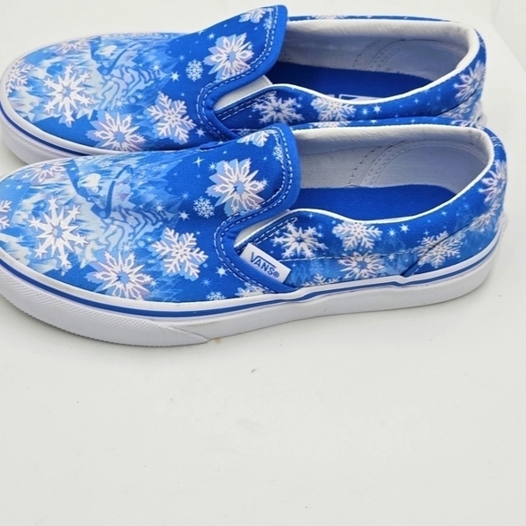 🆕Van's Big Kids 'Snowflakes - Winter Wonderland Blue' Classic Slip-On LTD ED - Picture 7 of 8